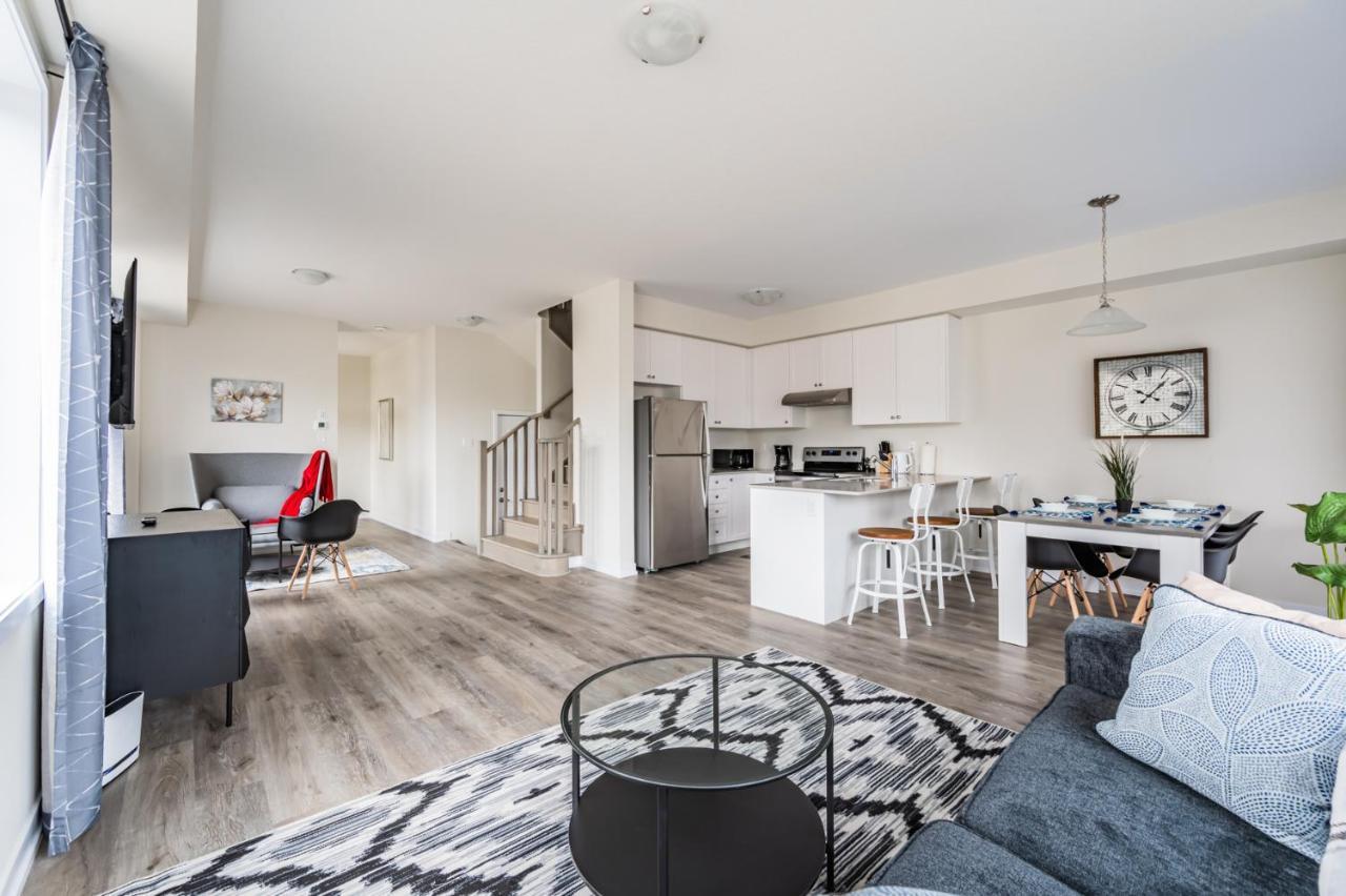 Luxury Townhouse Close To Fairview Casino In Niagara Falls Villa ภายนอก รูปภาพ
