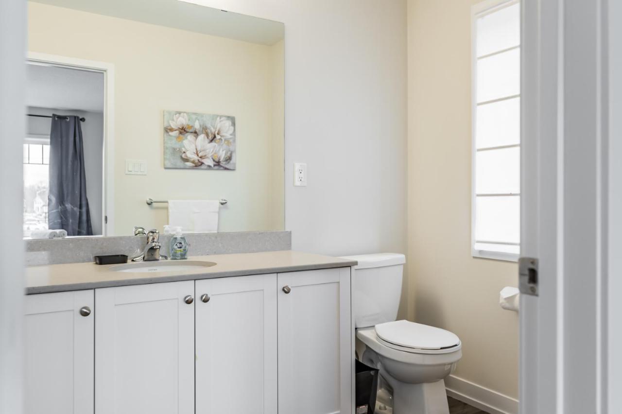 Luxury Townhouse Close To Fairview Casino In Niagara Falls Villa ภายนอก รูปภาพ