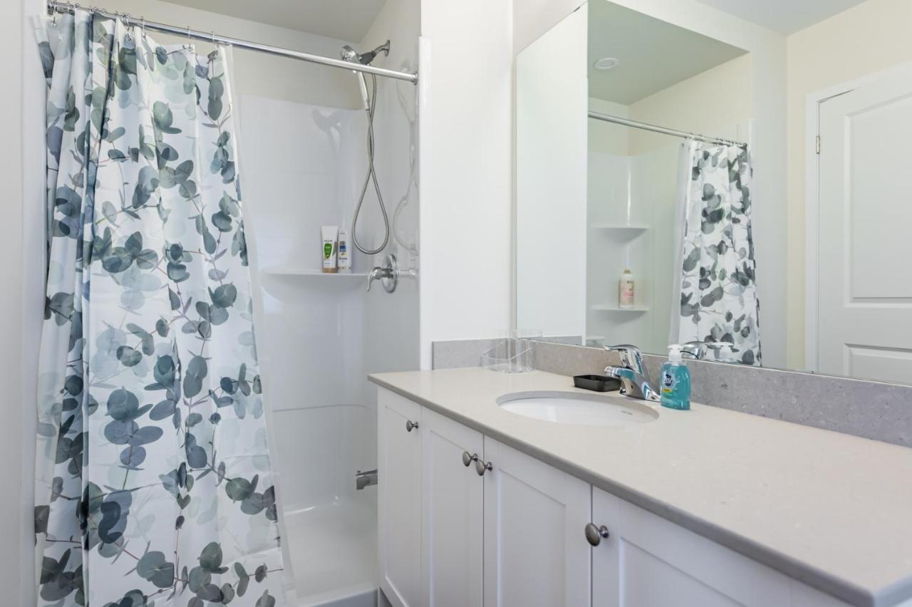 Luxury Townhouse Close To Fairview Casino In Niagara Falls Villa ภายนอก รูปภาพ