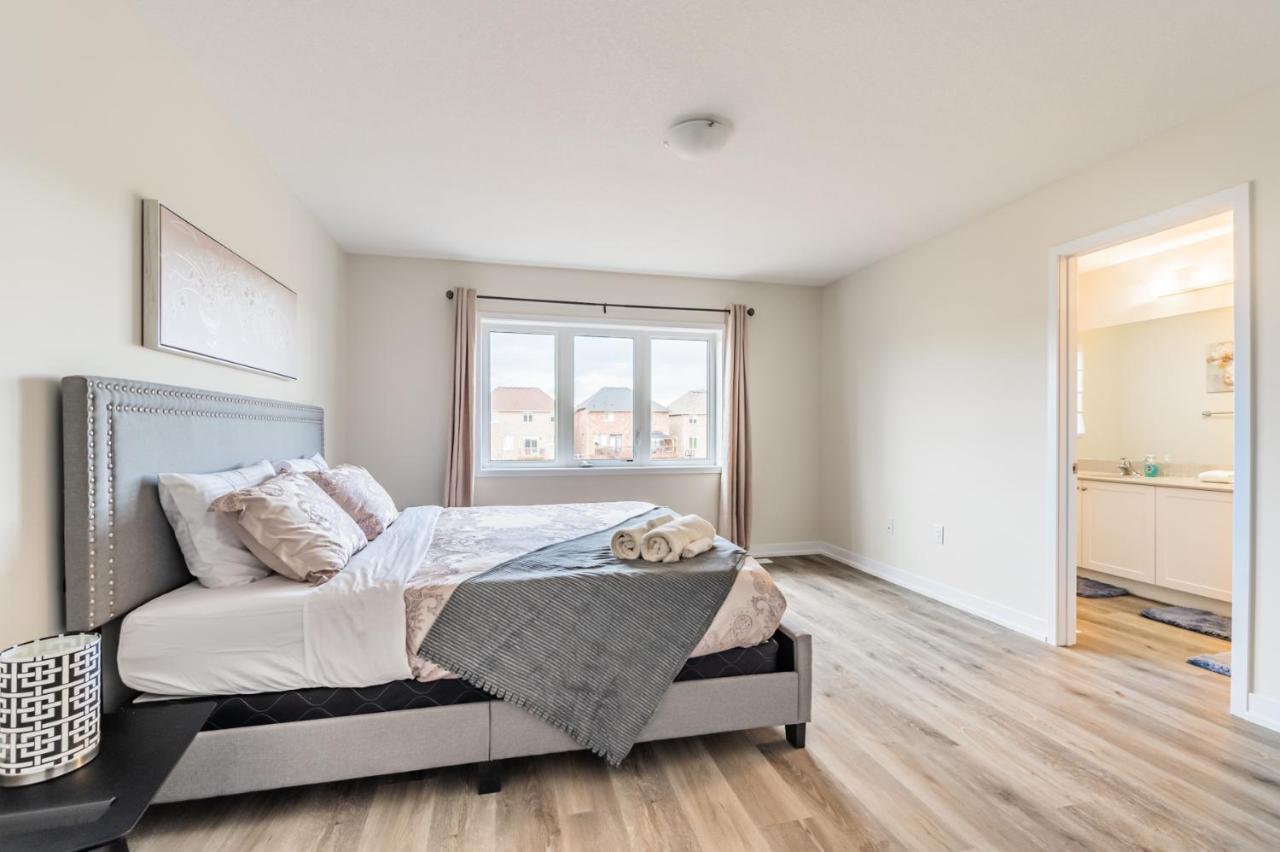 Luxury Townhouse Close To Fairview Casino In Niagara Falls Villa ภายนอก รูปภาพ