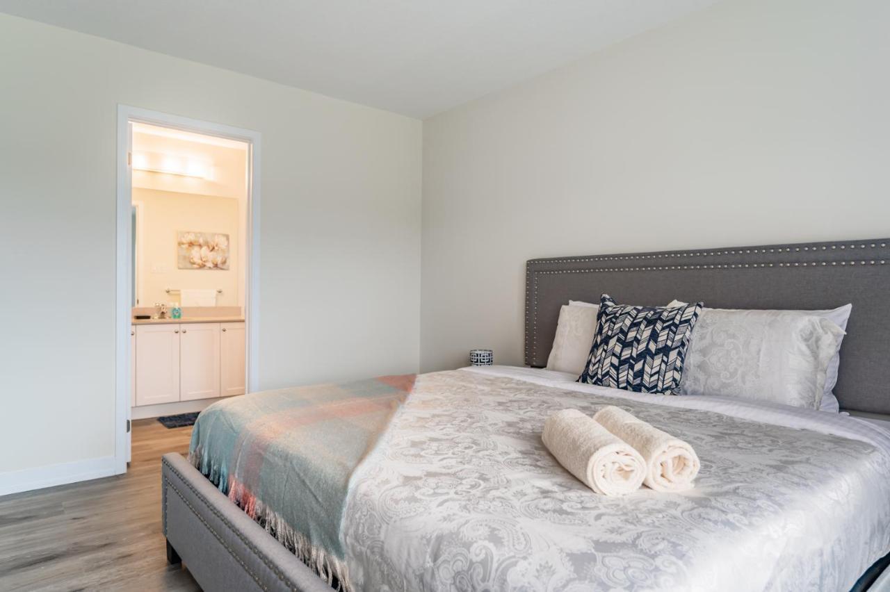 Luxury Townhouse Close To Fairview Casino In Niagara Falls Villa ภายนอก รูปภาพ