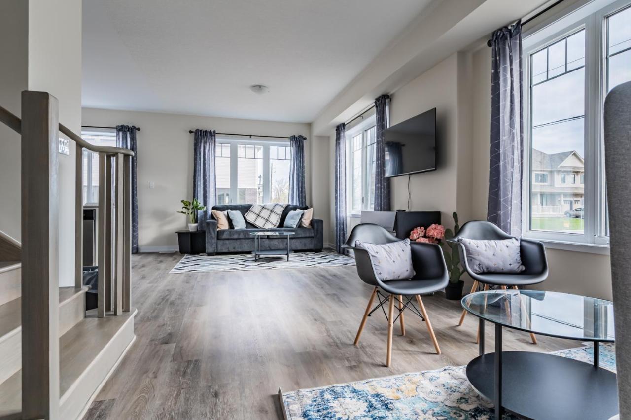 Luxury Townhouse Close To Fairview Casino In Niagara Falls Villa ภายนอก รูปภาพ