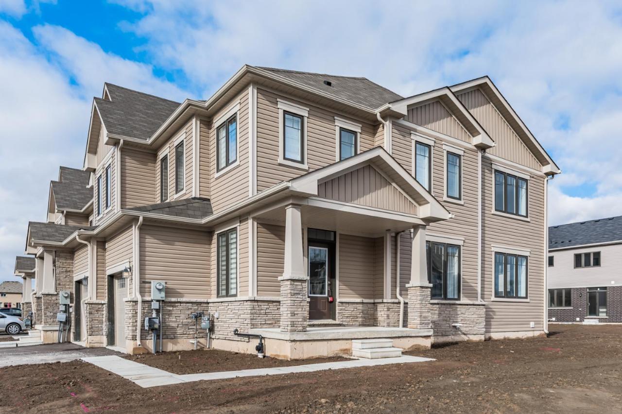 Luxury Townhouse Close To Fairview Casino In Niagara Falls Villa ภายนอก รูปภาพ