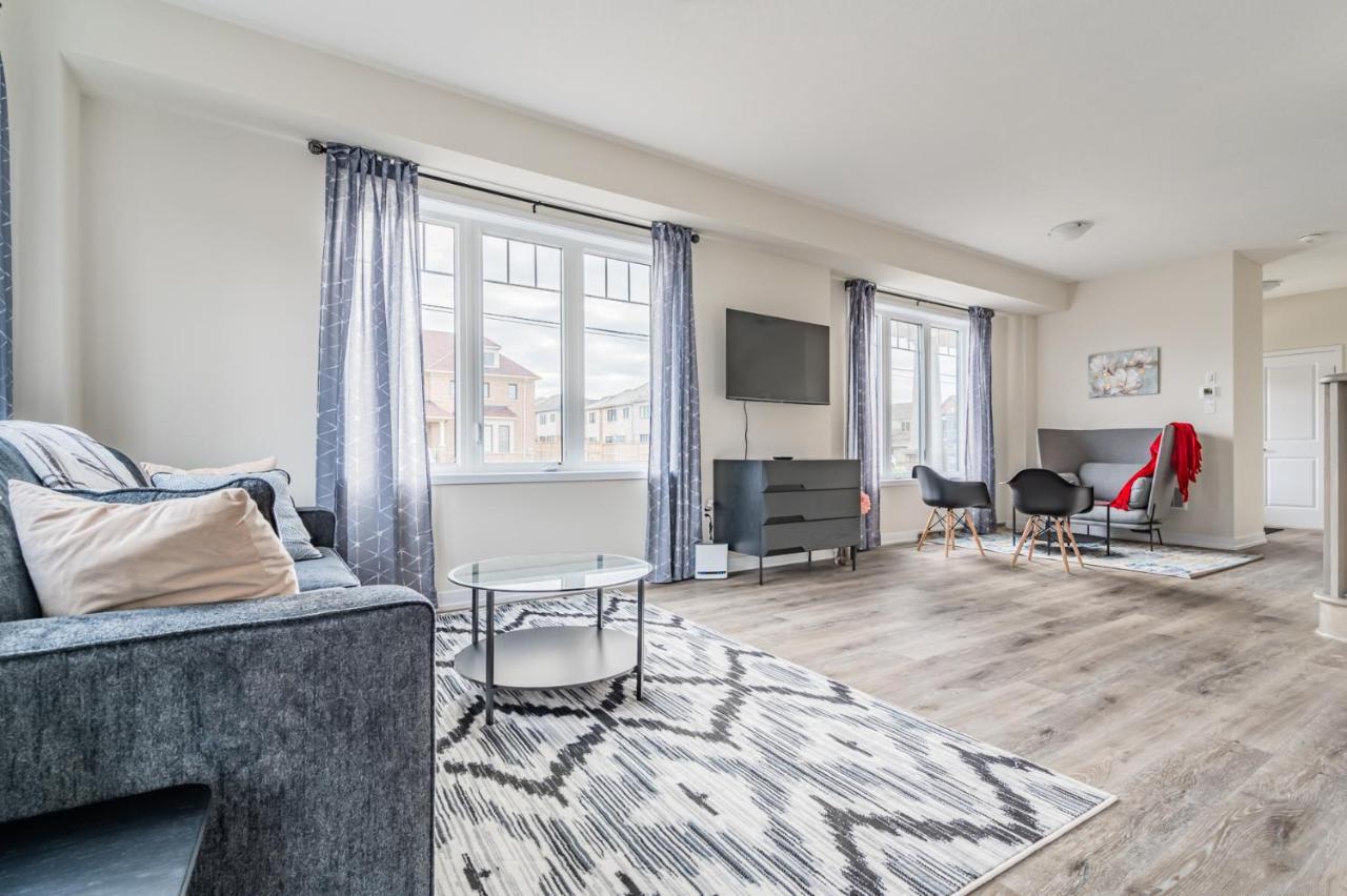 Luxury Townhouse Close To Fairview Casino In Niagara Falls Villa ภายนอก รูปภาพ