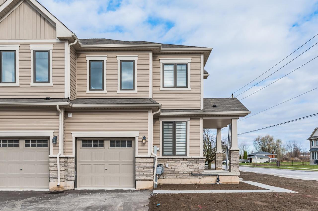 Luxury Townhouse Close To Fairview Casino In Niagara Falls Villa ภายนอก รูปภาพ